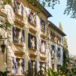 Fontclaire En Provence Bed and breakfast Uchaux