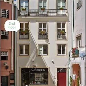 casas-do-arco.hotelscoimbra.com/